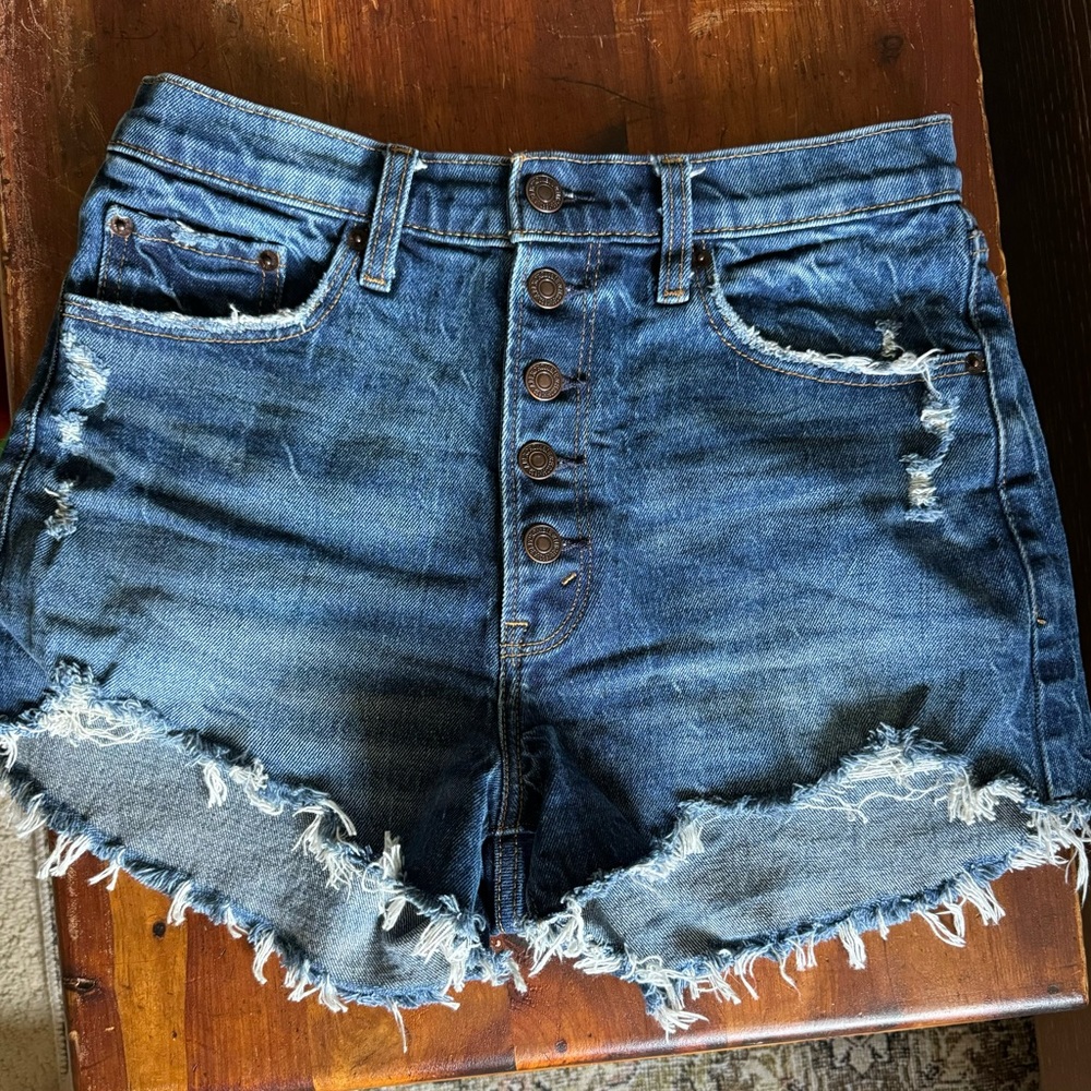 Abercrombie High Rise Mom Shorts 27/4
